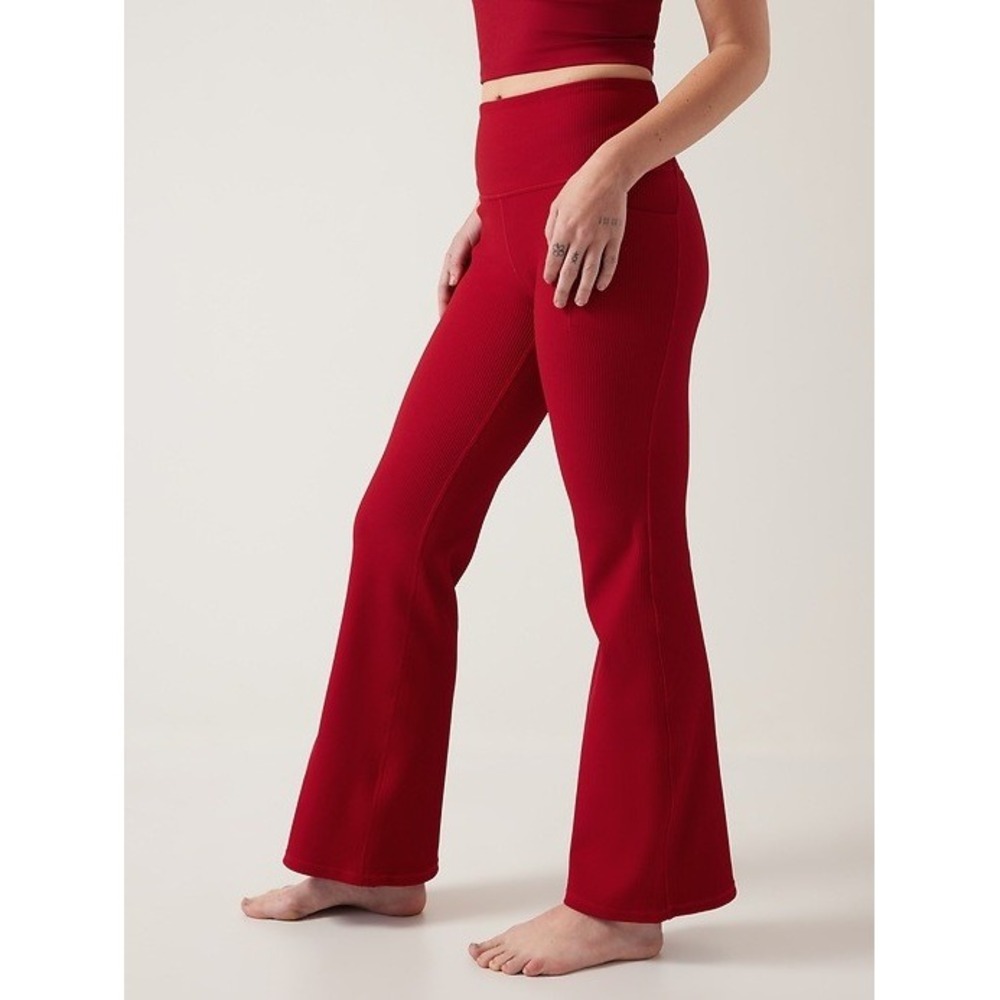 Athleta Salutation Stash Ribbed Flare Leggings Pants Red High Waist Womens M